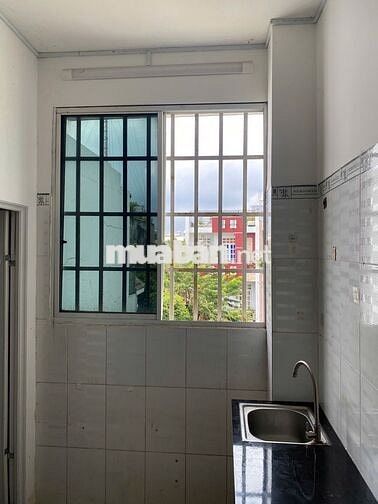 Phòng trống 20m2 khu trung tâm P. Linh Tây, Thủ Đức