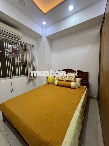 Cho thuê căn hộ Vạn Đô - Bến Vân Đồn. P1.Q4. DT85m2, 2pn.2wc- Giá 15tr