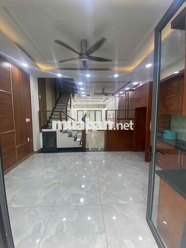 Hot *** 1 căn nhà mơi Jamona city cho thuê giá tốt, làm vp ở ok