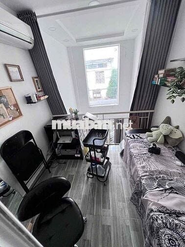 Nhà Hoàng Hoa Thám cho thuê - 2p 2wc - p7 - Bình Thạnh