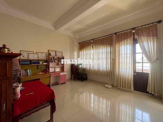 Nhà trung tâm Bảo Lộc - Hẻm Hồ Tùng Mậu - 5mx20m - Full thổ cư