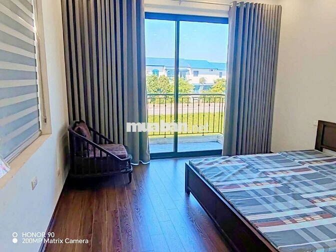 Cho Thuê Nhà Ngọc Thụy Long Biên Gara ô tô 123m 4 tầng 5p Ngủ Giá 25 t