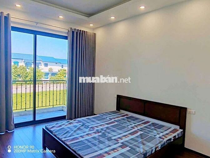 Cho Thuê Nhà Ngọc Thụy Long Biên Gara ô tô 123m 4 tầng 5p Ngủ Giá 25 t