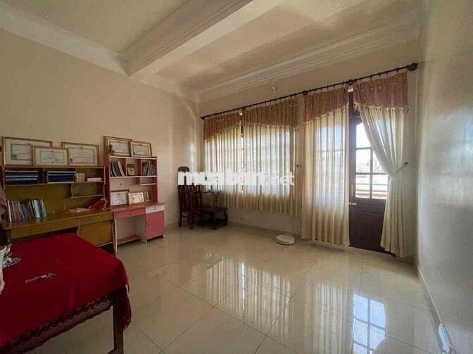 Nhà trung tâm Bảo Lộc - Hẻm Hồ Tùng Mậu - 5mx20m - Full thổ cư