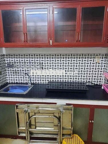 Cho thuê nhà Lê hồng phong q5  3 x 9