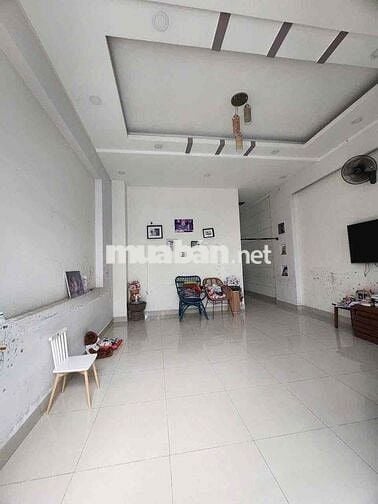 NHÀ KDC HỒNG LONG ĐƯỜNG BÀN CỜ ĐẬU Ô TÔ 2PN 2WC Ở + VPCYY + KD ONLINE