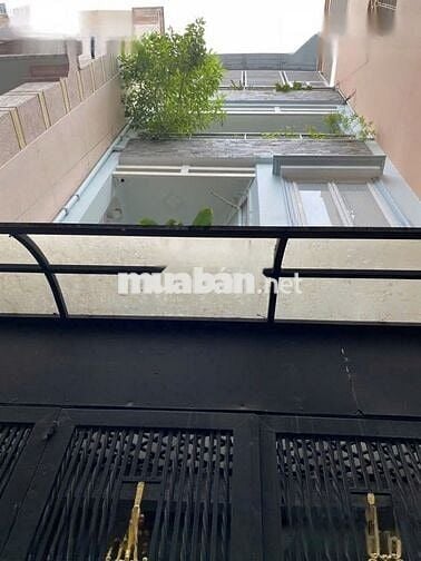 Cho Thuê Nhà Đường Nguyễn Hồng Đào, Tân Bình (Cho Làm CHDV - Cải Tạo)