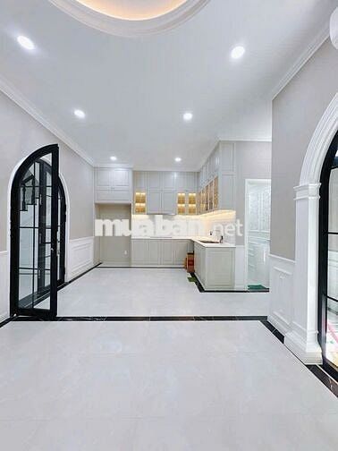 SIÊU PHẨM NGAY LOTTE CỘNG HÒA - 42R Nguyễn Minh Hoàng, P.12, TB, 7x20m