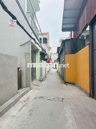 (CHO THUÊ) NHÀ RIÊNG 3 NGỦ GẦN AEON MALL LONG BIÊN