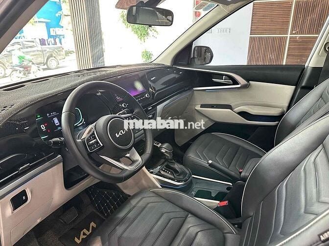 Kia Carens 2023 1.4T Signature - 55000 km một chủ