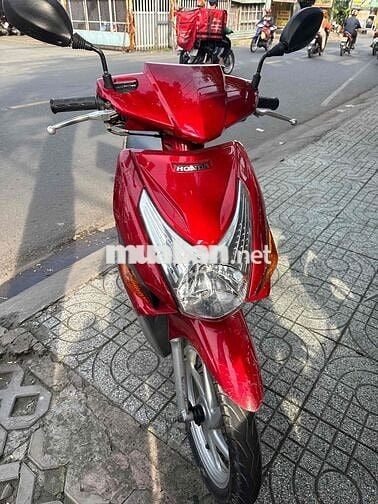 Honda Click 2011 màu Đỏ