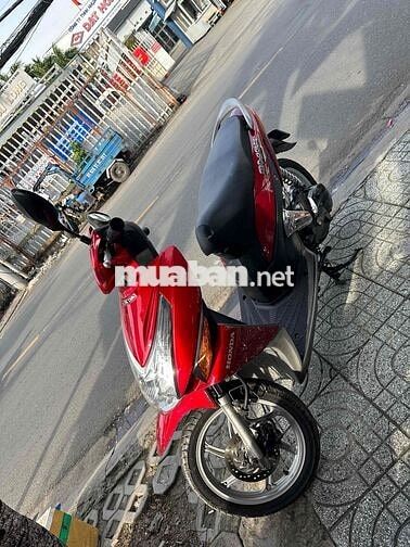 Honda Click 2011 màu Đỏ