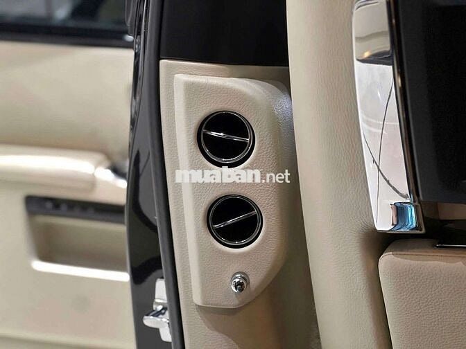 66 981 2011 EWB 6.6 V12 - 49000 km