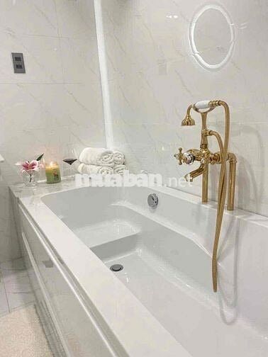 Căn hộ 230m2, 5 Phòng ngủ, Nhà Bè (Cạnh Phú Mỹ Hưng, Q7)