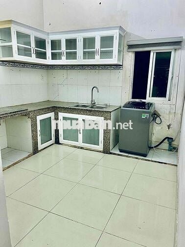 Cho Thuê Nhà NC Nguyễn Văn Tạo, hẻm ô tô