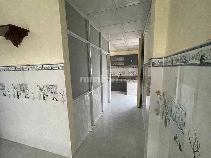 Cho thuê nhà nguyên căn. 2 mặt hẻm. Ô tô vào tận nhà