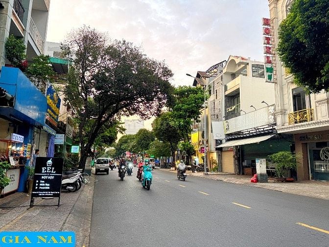 BÁN NHÀ GÓC 2 MẶT TIỀN : 20A TRƯƠNG VĨNH KÝ - P. TÂN THÀNH - Q.TÂN PHÚ