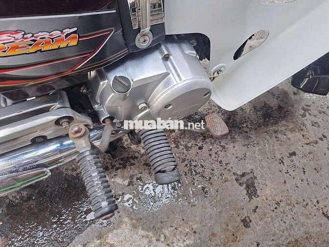 Honda Super Dream 1988 màu Nâu