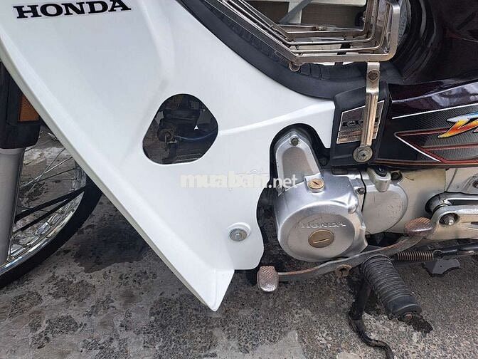 Honda Super Dream 1988 màu Nâu