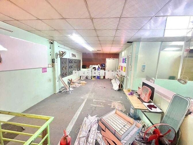 Cho thuê kho 200m gác lửng văn phòng