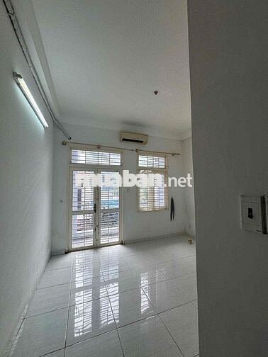 CHO THUÊ NHÀ ĐẸP 4PN3WC 3 MÁY LẠNH HẺM XE TẢI