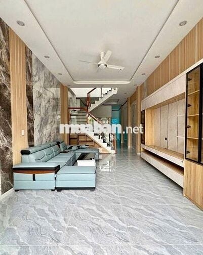 Nhà trung tâm Tân Hiệp chỉ 570 triệu