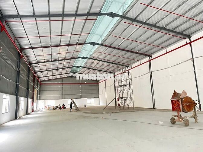 Cho thuê kho xưởng 4.211m2, trong KCN Tân Tạo, Bình Tân, PCCC tự động