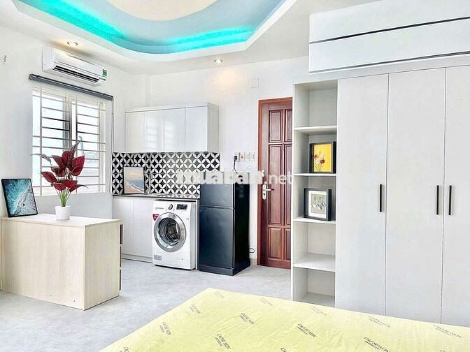 Trống sẵn Phòng Ban công Máy giặt riêng ngay chợ Bà Chiểu Bình Thạnh