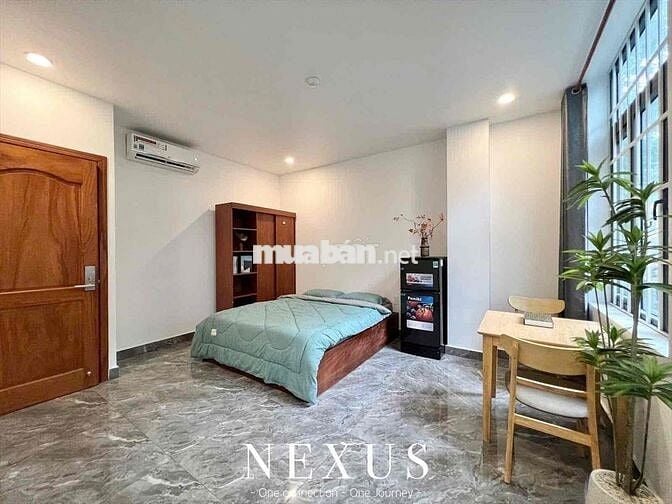 MỚI 100% - FULL NỘI THẤT - THANG MÁY CỬA SỔ TRỜI SÁT CẦU NGUYỄN VĂN CỪ