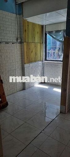 Phòng trọ 20m2 giá rẻ gần AON MALL Bình tân