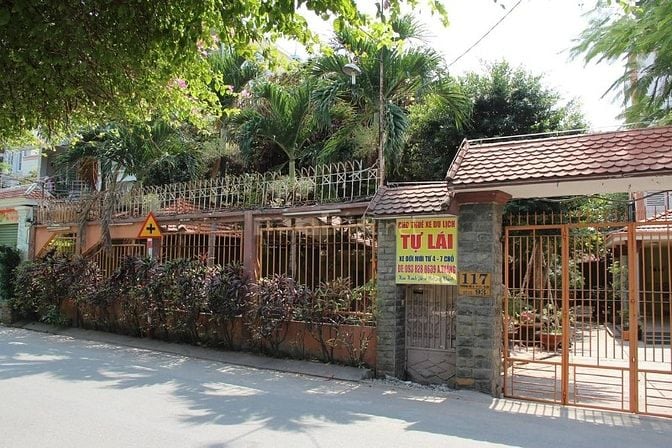 Bán Gấp Biệt Thự sân vườn :Đường Thống Nhất,Gò Vấp, Tp.HCM_DT:1.244m2