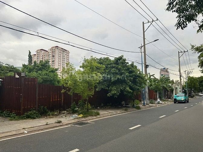 Siêu Phẩm Khuông Đất Lớn 3316m2 Mặt Tiền Kênh Tân Hóa Phường Phú Thạnh