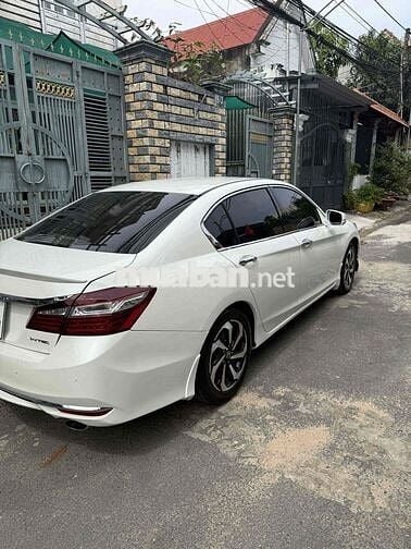 Honda Accord 2018 2.4 AT - 100000 km