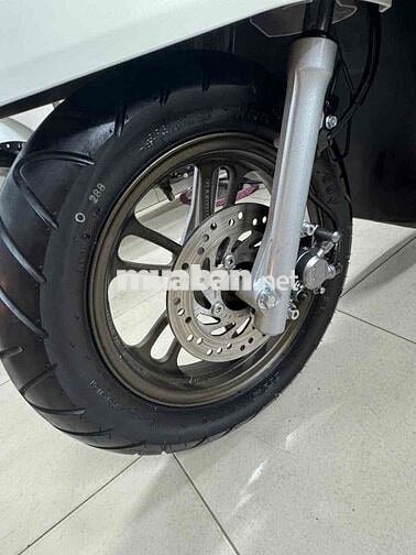 Scoopy 2024 Trắng Full Keo Xe mới 99% like new