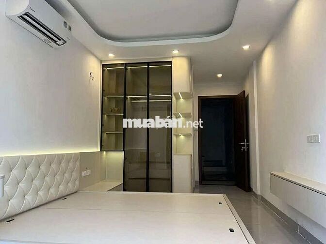 Bán gấp nhà Vũ Tông Phan 36m, 6 tầng, Thang máy, ngõ thông, 10m ô tô