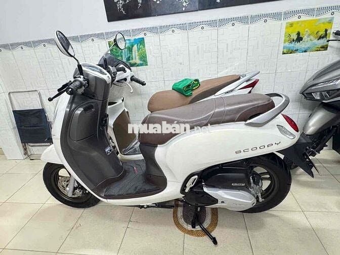 Scoopy 2024 Trắng Full Keo Xe mới 99% like new