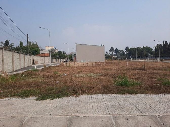 BÁN LÔ ĐẤT KDC HÓC MÔN, XÃ TÂN THỚI NHÌ, 100M2, SHR, 1 TỶ 995