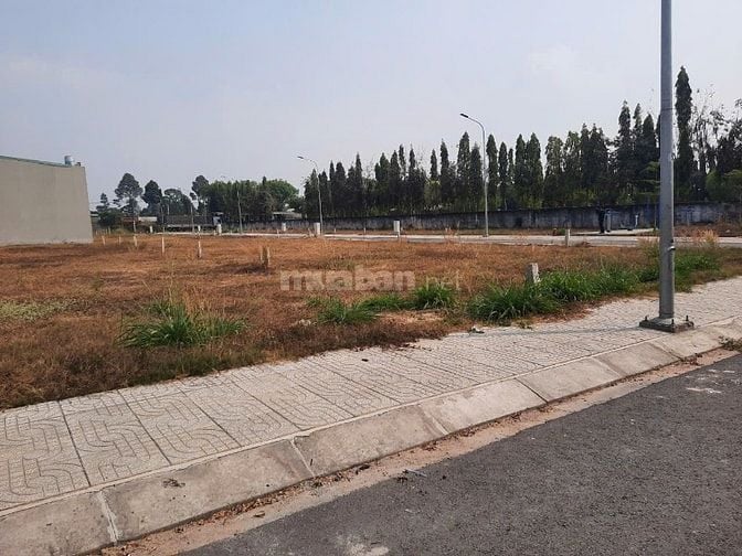 BÁN LÔ ĐẤT KDC HÓC MÔN, XÃ TÂN THỚI NHÌ, 100M2, SHR, 1 TỶ 995