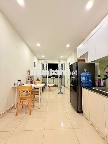 Tôi kẹt tiền ngân hàng bán căn 51m2 2pn1wc giá 2,12 tỷ (có nội thất)