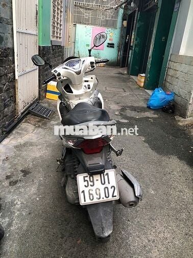 Honda Air Blade Trắng bạc