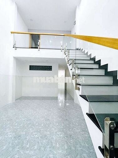 Nhà thuê Lê Văn Quới. Quận Bình Tân (2pn, 2wc) hẻm xe hơi. Dtsd 140m2