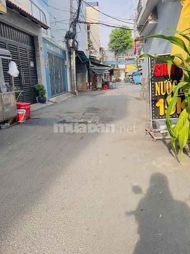 Cho thuê nhà nguyên căn mới đẹp hẻm 1/ quang trung p10 GV 4 x 17 1 lầu