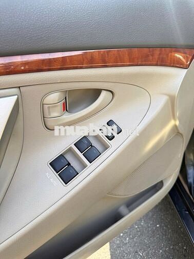 Toyota Camry 2.4G AT 2011 hàng siêu tầm