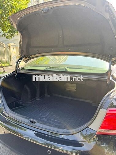 Toyota Camry 2.4G AT 2011 hàng siêu tầm