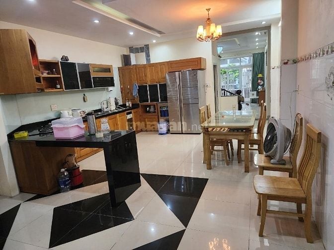 Thuê 16Tr/th. Nhà 2 tấm, đường Lương Nhữ Hộc, 4P ngũ,Nhìn Qua Chợ 