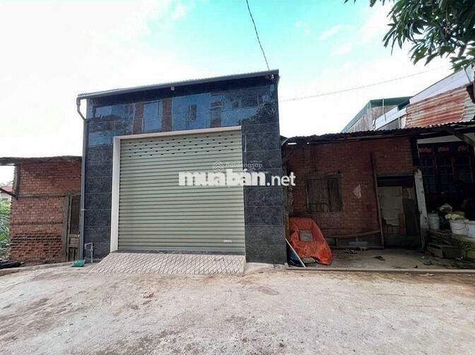 Chính chủ cần bán nhà cấp 4 trung tâm TP Bảo Lộc 78m2 hẻm xe hơi 6m