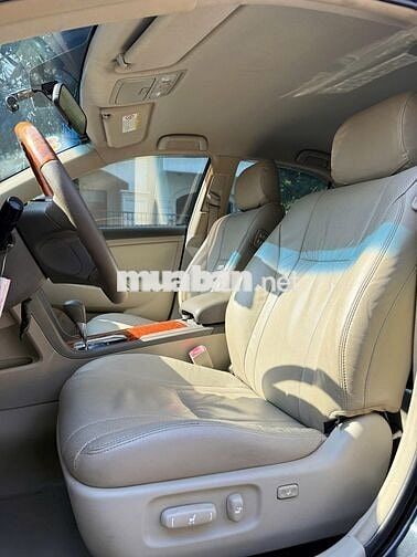 Toyota Camry 2.4G AT 2011 hàng siêu tầm