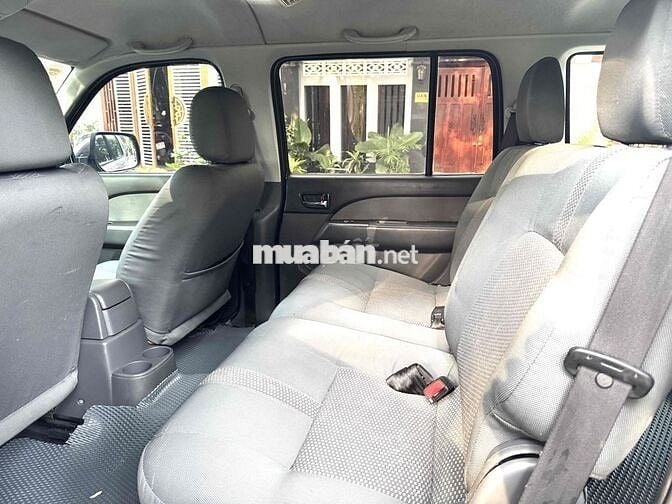 Cần bán Ford Everest 12/2014 mẫu 2015