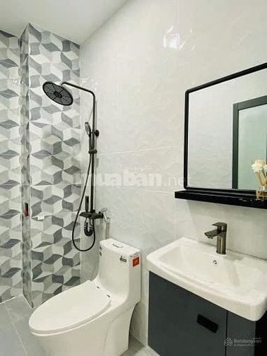 CHÍNH CHỦ 3 TỶ 6 LŨY BÁN BÍCH ĐANG CHO THUÊ 15 TRIỆU/ THÁNG BÁN GẤP