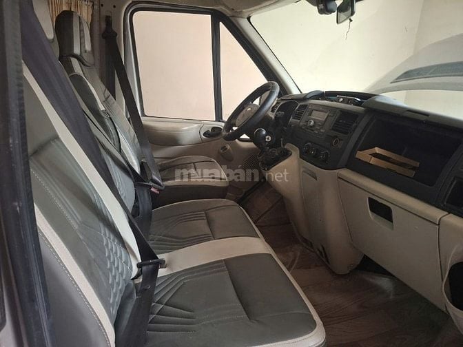 Xe Ford Transit đã đi được 145000 Km xe đẹp còn zin nguyên thủy